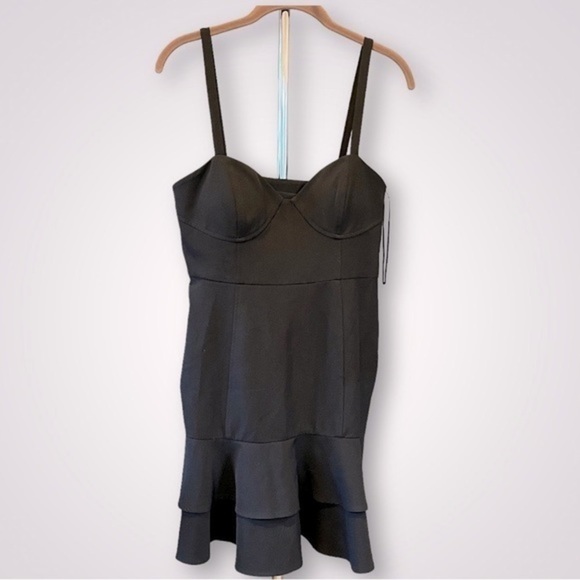 🍭🍕🦋NEW Clover and Sloane little black dress ruffle sweetheart fit & flare NWT - Picture 4 of 8